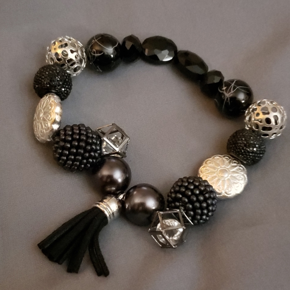 Black and Silver Beaded Bracelet